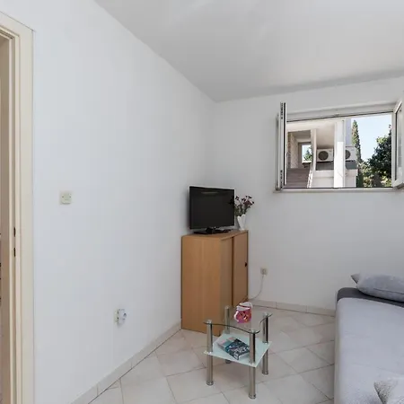 Radulovic - Economy One Bedroom