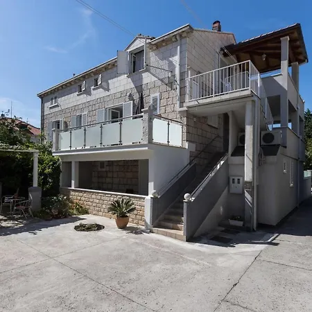 Radulovic - Economy One Bedroom