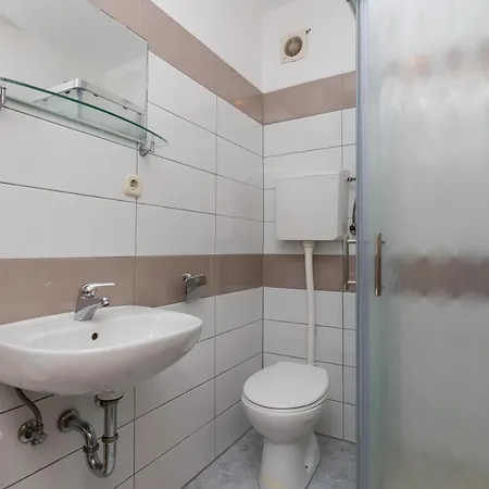 Radulovic - Economy One Bedroom Apartment